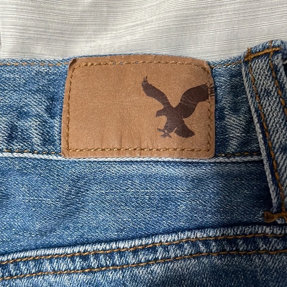 Shorts - Picture 3 of 4